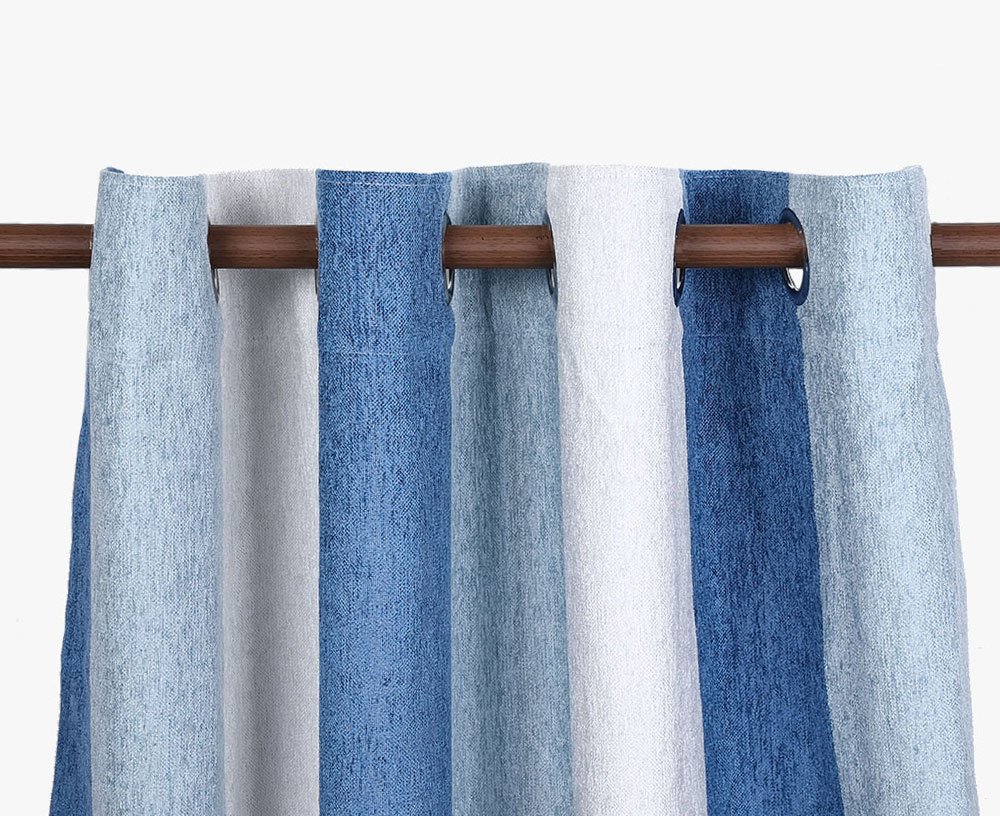Choose the right office curtains for the office, so you have a comfortable office environment